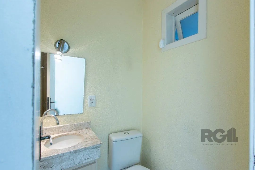 Imagem Casa Condominio para Venda - 159.05m², 3 dormitórios, sendo 1 suites, 2 vagas - Cavalhada