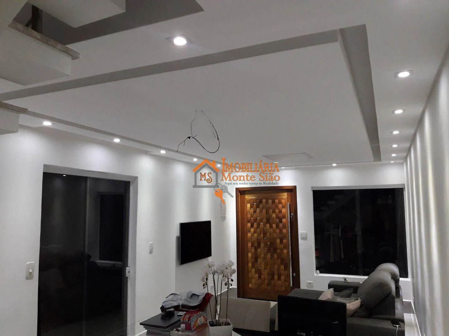 Imagem Sobrado com 3 dormitórios à venda, 140 m² por R$ 640.000,00 - Jardim Adriana - Guarulhos/SP