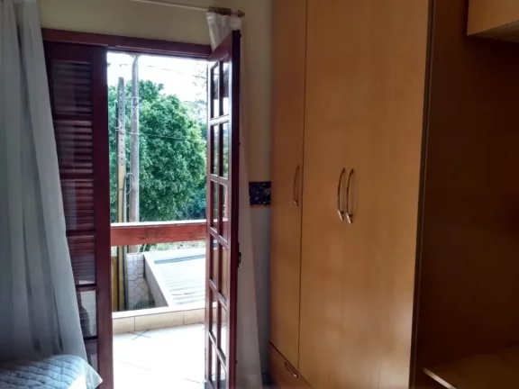 Imagem Sobrado no Jd. Estoril, próximo ao cond. Centrevile