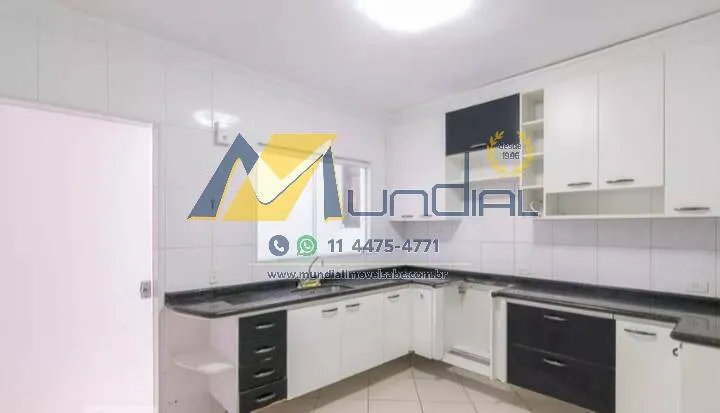Imagem Casa assobradada residencial, bem distribuída e pronta para morar.