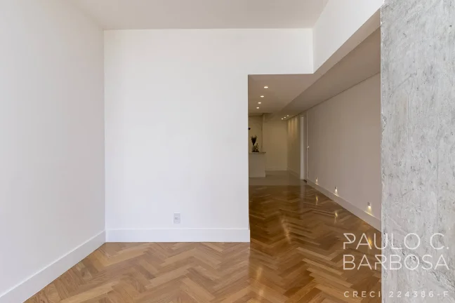 Imagem Haddock Lobo Venda - 2 Suítes - 2 Vagas - 142 m² - Reformado