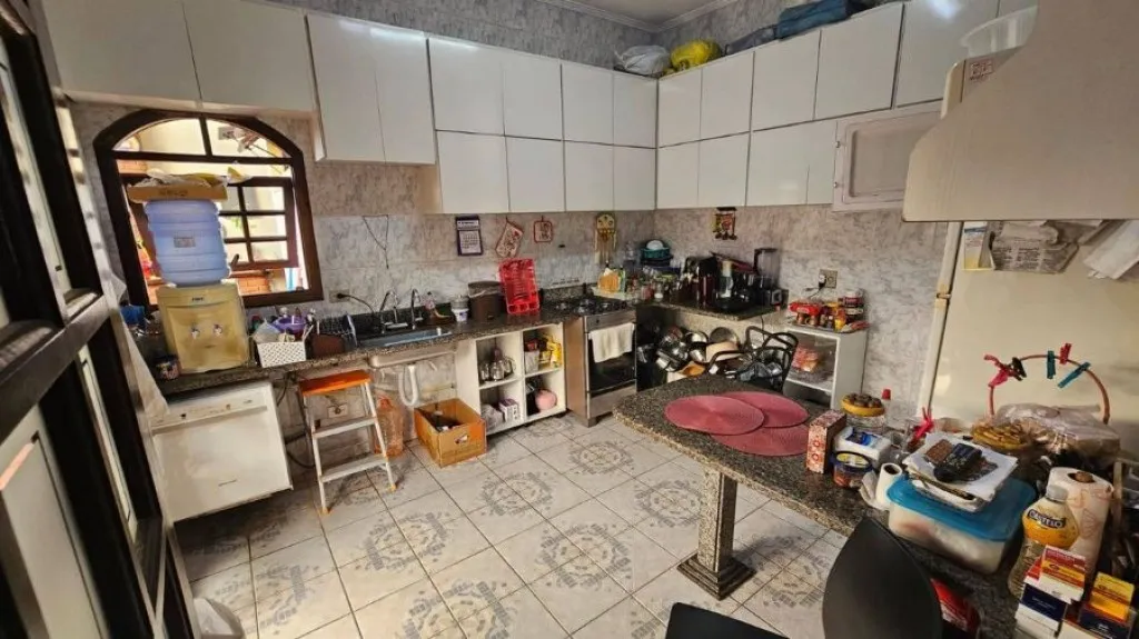 Imagem CASA COM 165,00 m² - CANTO DO FORTE - PRAIA GRANDE SP