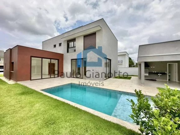Foto do imóvel Casa Nova Condomínio Alphaville Granja Viana em Alameda das Figueiras