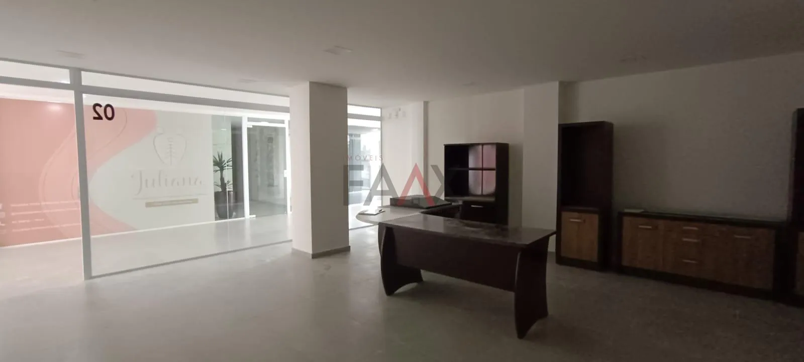 Imagem Sala comercial para locação no Centro com Vaga de Garagem em Guarapuava