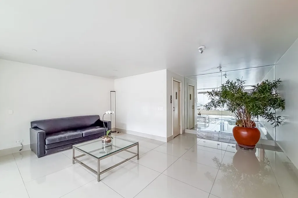 Imagem Apartamento à venda em São Paulo, Itaim Bibi, com 3 quartos, 180m2