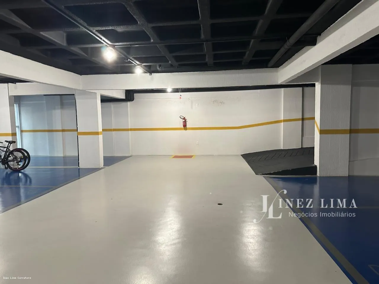 Imagem Apartamento 3 dormitórios para Venda em Itapema, Meia Praia, 3 dormitórios, 3 suítes, 4 banheiros, 2 vagas