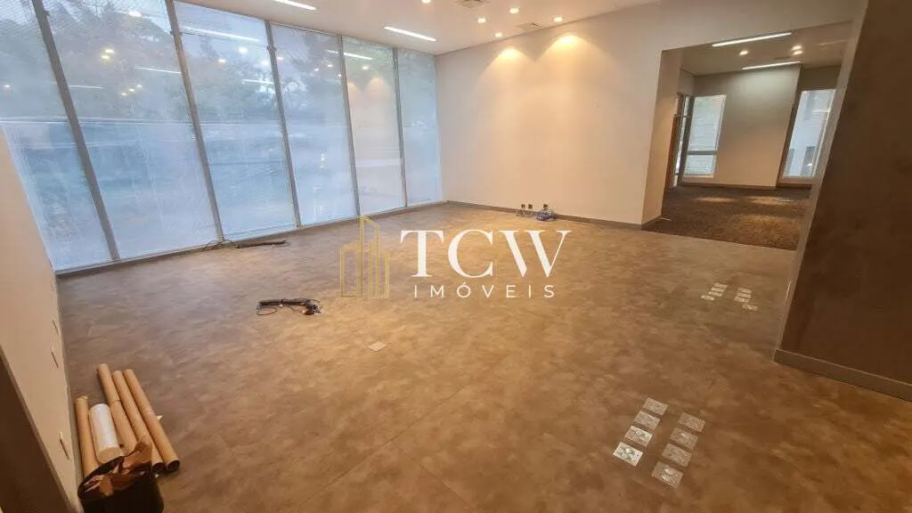 Imagem Sala Comercial à Venda em Pinheiros | 424 m² | Av. Brg. Faria Lima | São Paulo/SP