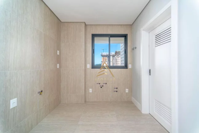 Imagem Apartamento com 3 dormitórios à venda, 120 m² por R$ 2.750.000,00 - Centro - Balneário Camboriú/SC