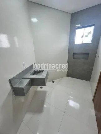 Imagem Sobrado com 3 quartos (1 suíte), 120m² de construção, acabamento moderno e excelente localização na região sul de Londrina