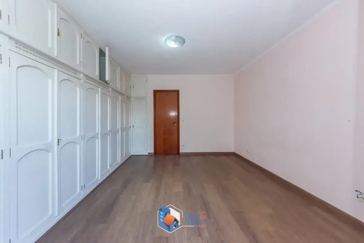 Imagem Sobrado para venda em Vila Gumercindo com 2 quartos, 156m²