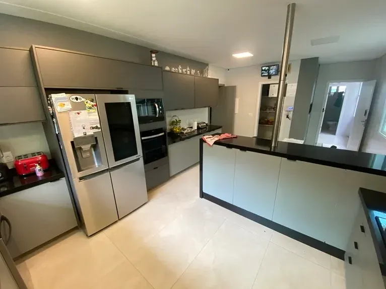 Imagem Casa com 5 Quartos à Venda, 500 m² em De Lourdes - Fortaleza