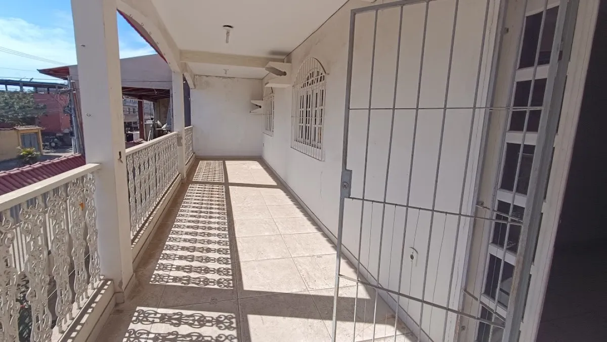 Imagem Casa Duplex com 5 quartos à venda em Vila Velha