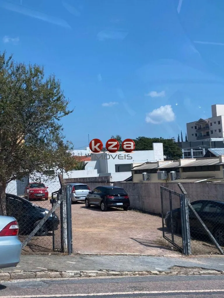 Imagem Terreno à venda em Vinhedo- SP, no bairro Jardim Itália, com 360m² de área! Aproveite essa oportunidade!