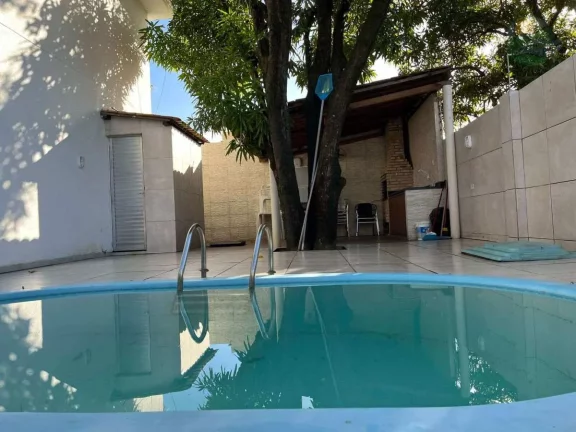 Imagem Casa alto padrão com 03 quartos, Av. Abdo Cabus, Venda, Candeias, Jaboatão dos Guararapes.