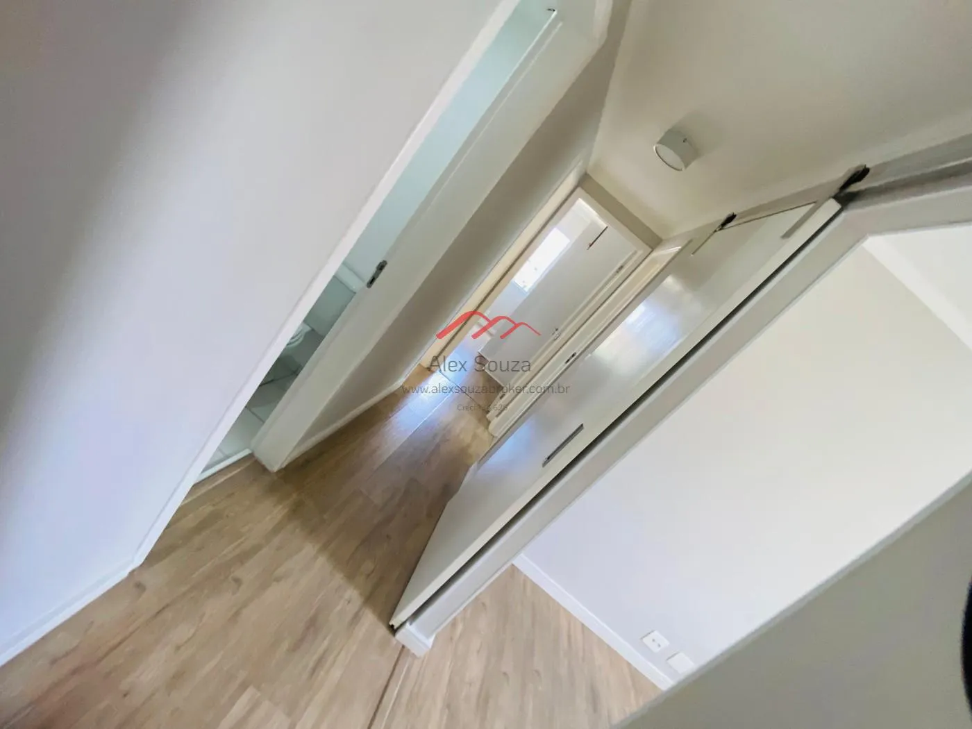 Imagem Apartamento para Venda em Campinas, Vila Brandina, 3 dormitórios, 1 suíte, 3 banheiros, 2 vagas