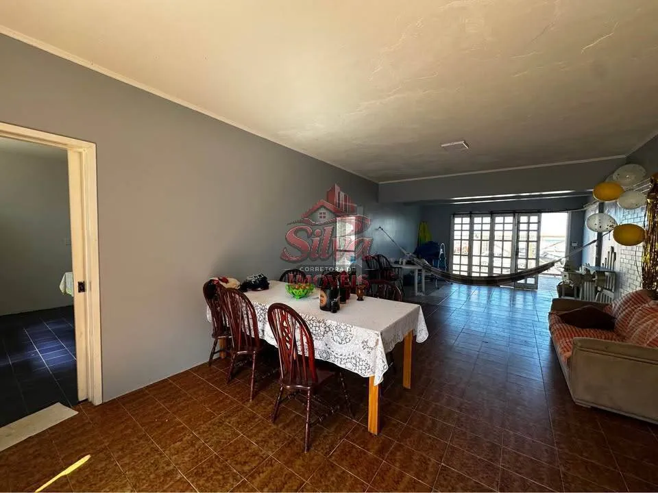 Imagem T1181 | Casa 4 dormitórios com suítes à beira-mar em Imbé