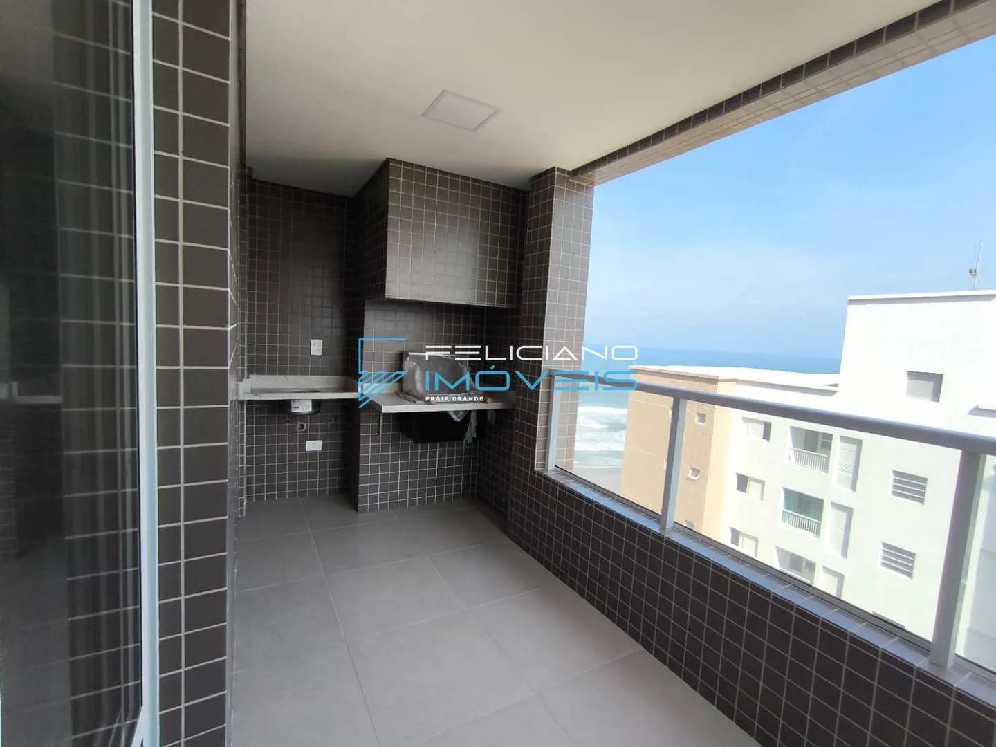 Imagem Apartamento com 2 quartos, Real, Praia Grande - R$ 600 mil, Cod: 5727