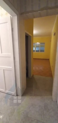 Imagem Casa de 2 dormitórios, 2 banheiros, 2 vagas, com 189m² em Taboão, São Bernardo do Campo