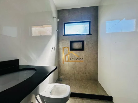 Imagem Casa com 3 dormitórios sendo 1 suíte e vista privilegiada à venda, 201 m² - Vale das Nações - Teresópolis/RJ