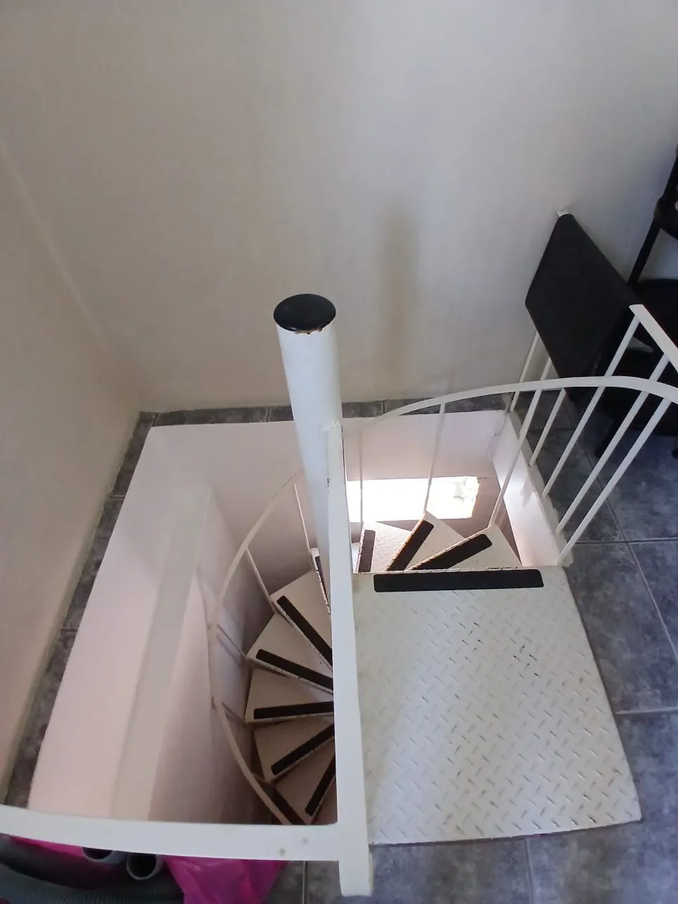 Imagem Casa com 03 dormitorios e amplo jardim no bairro Santa Tereza /RS