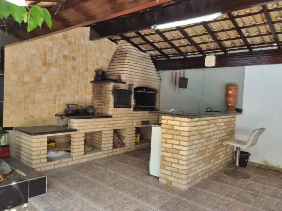 Imagem Sobrado com 3 dormitórios à venda, 200 m² por R$ 2.500.000,00 - Canto do Forte - Praia Grande/SP