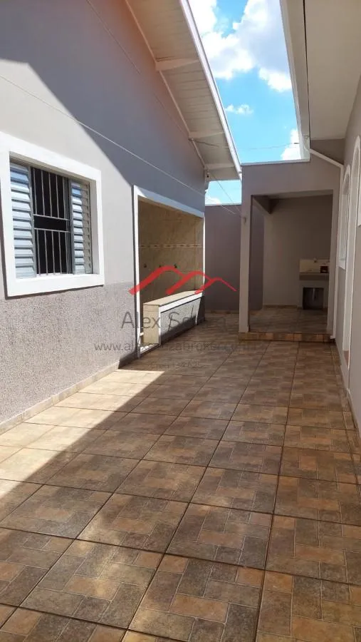 Imagem Casa para Venda em Hortolândia, Jardim Santa Izabel, 4 dormitórios, 1 suíte, 3 banheiros, 4 vagas