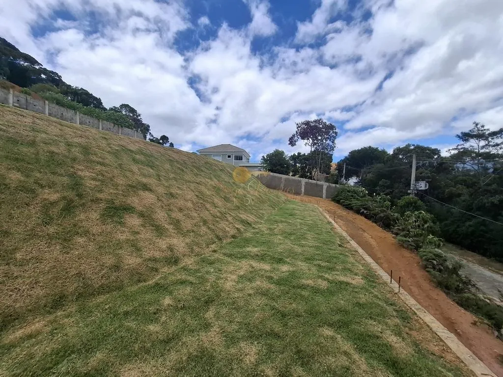 Imagem Terreno em Condomínio para Venda em Teresópolis / RJ no bairro Prata