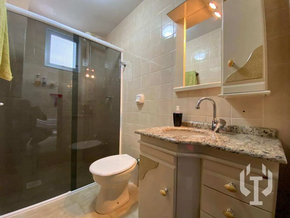 Imagem Apartamento à venda em Itapema, Meia praia, com 2 quartos, 70m2