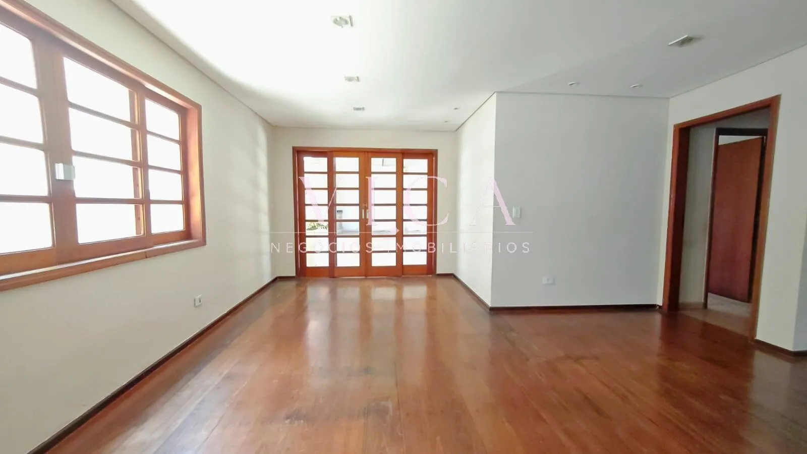 Imagem Casa a venda 220m² 3 dormitórios por R$ 1.850.000,00 - Alphaville/ SP