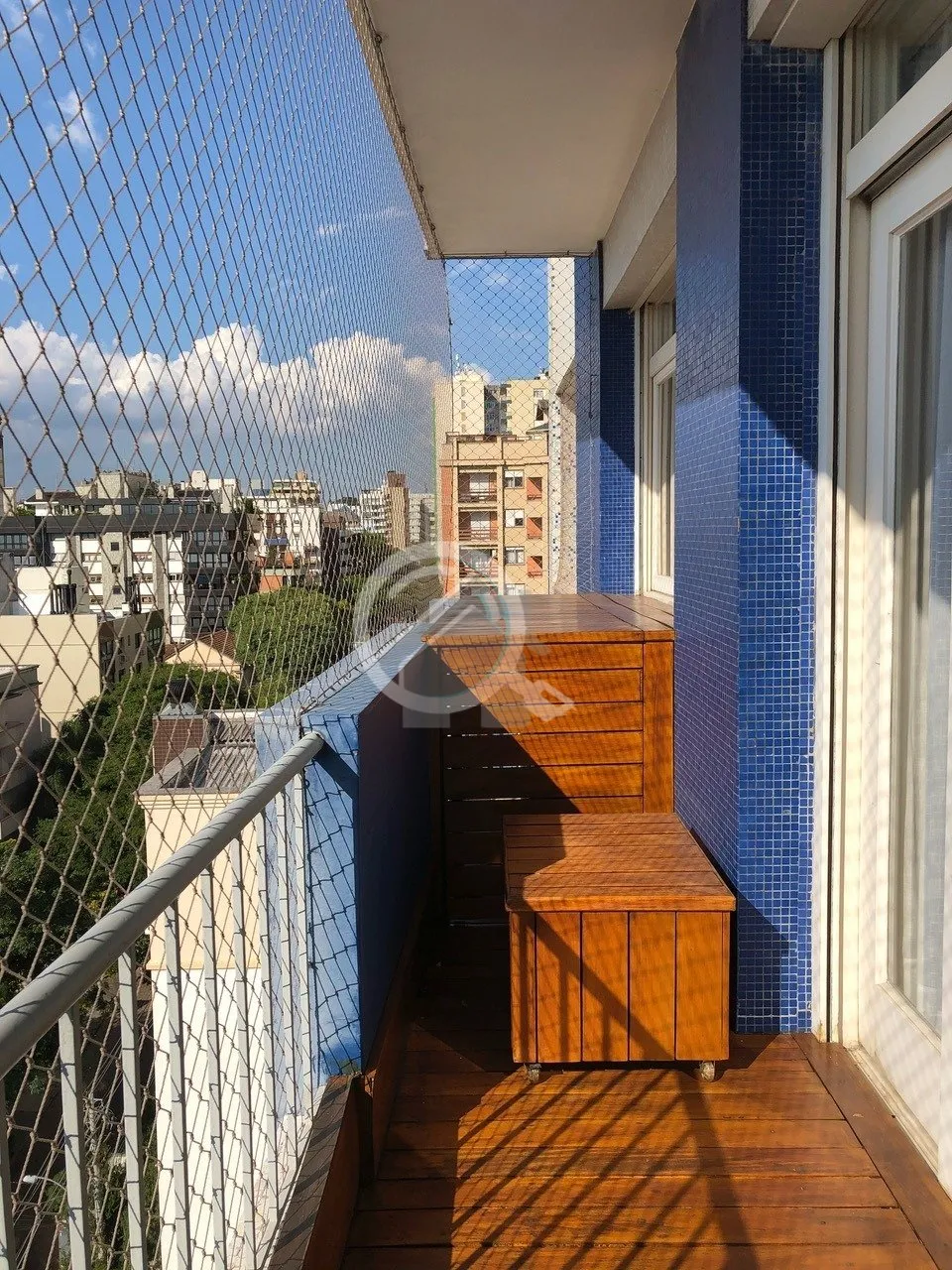 Imagem Apartamento duplex mobiliado com 328m² com 3 dormitórios (3 suítes) e 2 vagas individuais no Moin...