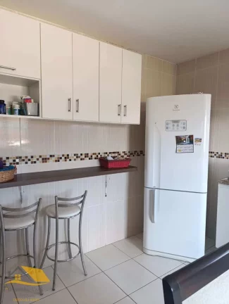 Imagem Vendo Casa em Amparo com Piscina, Área Gourmet e Sauna, aceita permuta.