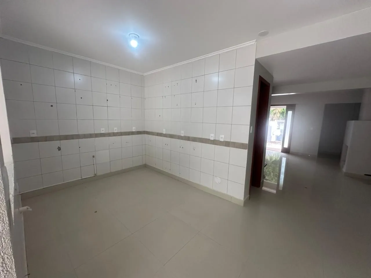 Imagem Vende-se casa com 4 suítes, 184m² e 4 vagas - Chácara das Pedras