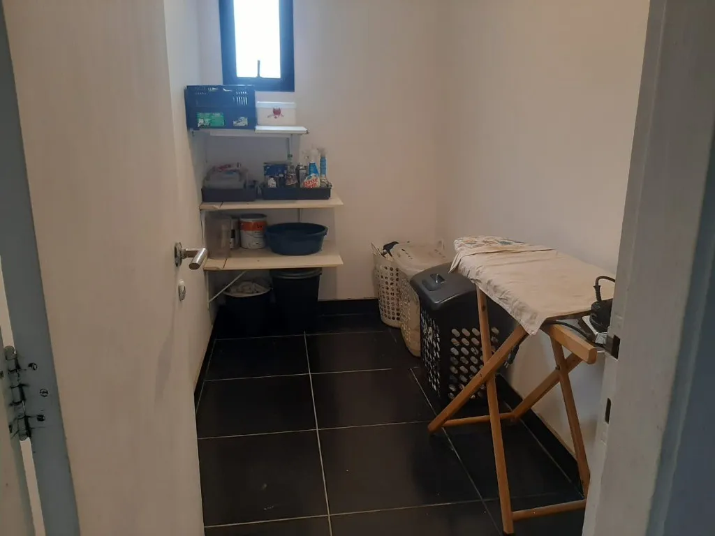 Imagem Apartamento de Luxo no Itaim Bibi: 4 Quartos, 2 Suítes, 3 Banheiros, 3 Vagas - 181m² - São Paulo-SP