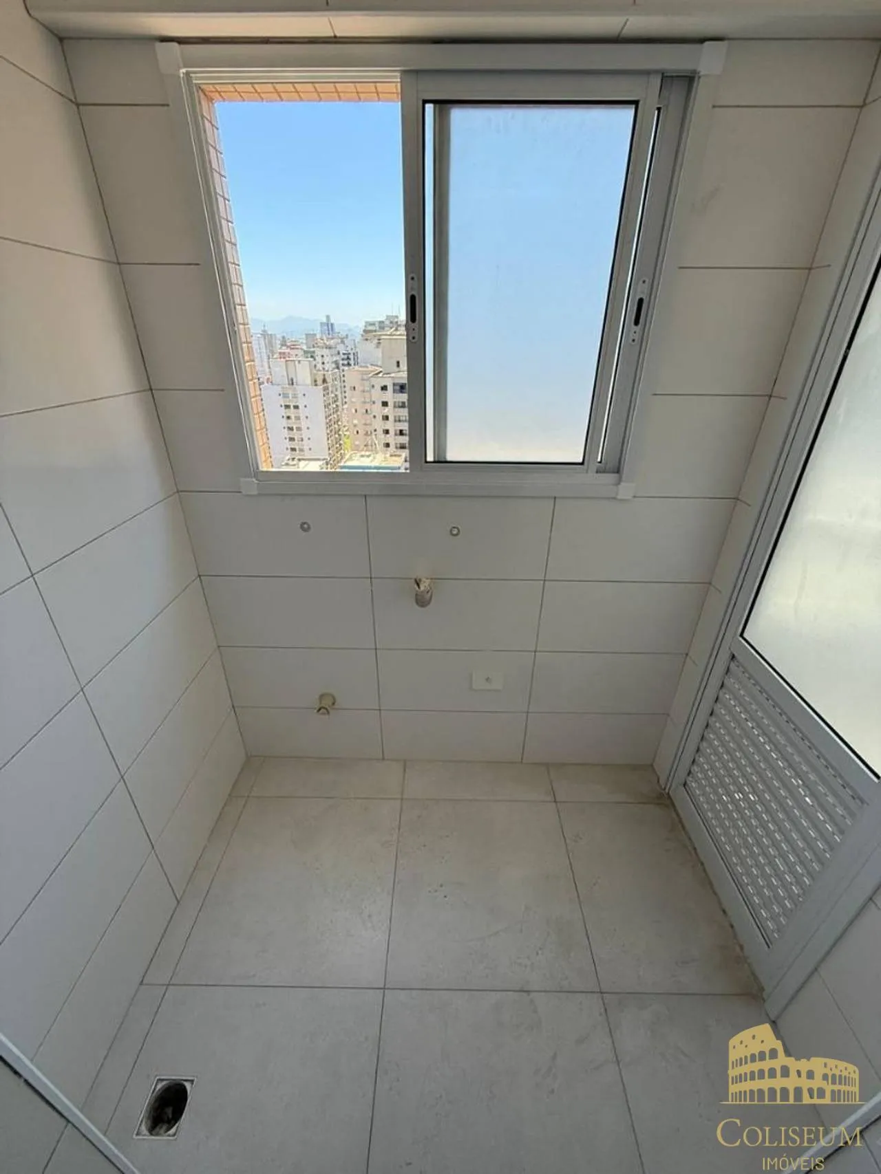 Imagem Apartamento com 2 dormitórios à venda, 76 m² por R$ 559.000,00 - Tupi - Praia Grande/SP