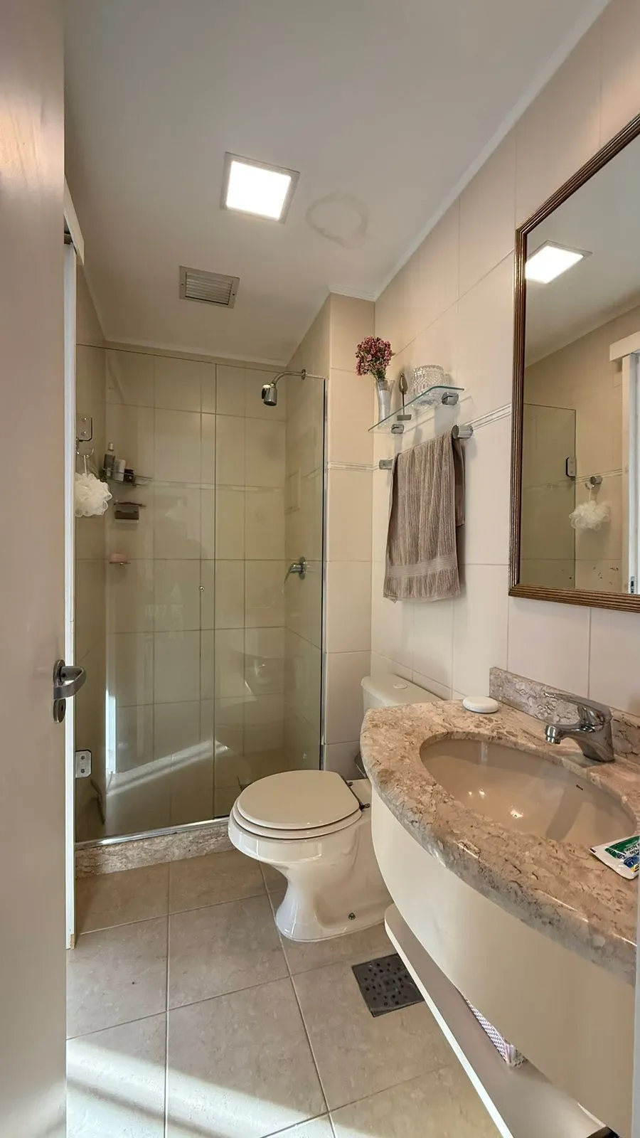 Imagem Apartamento 1 dormitório c/vaga escriturada coberta e infra completa no Rio Branco