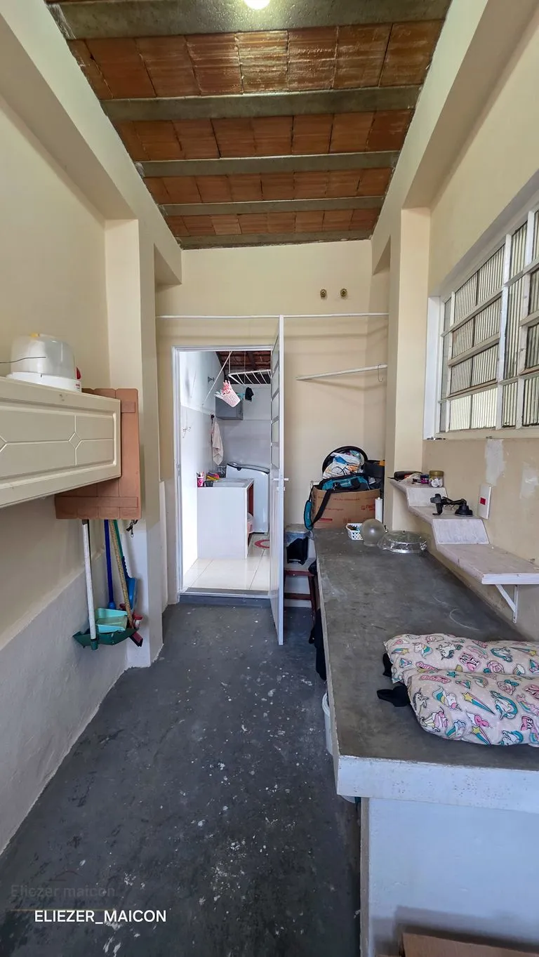 Imagem Casa a venda, aprox, 1 km do centro 3 quartos em Poços de Caldas MG