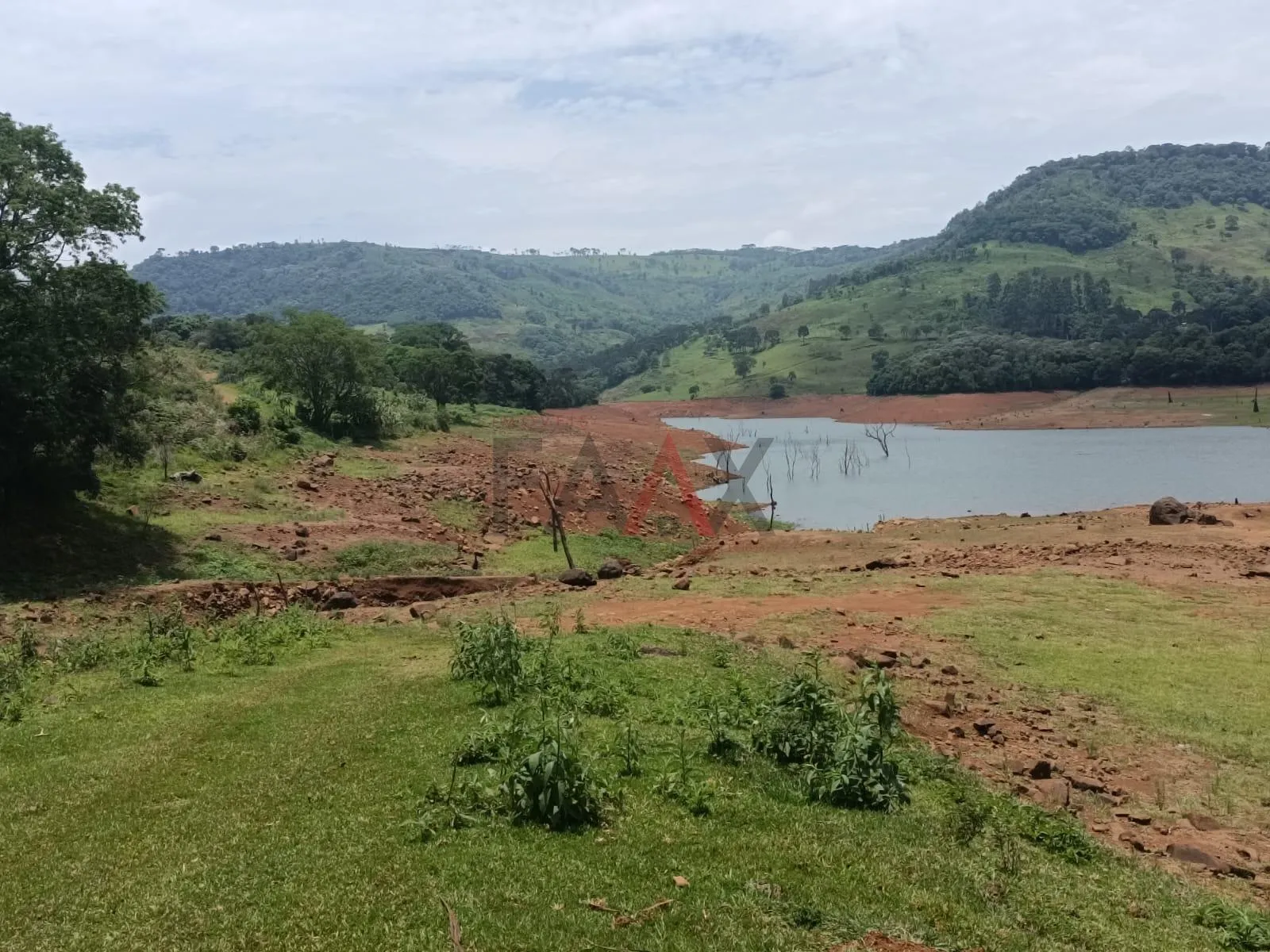 Imagem TERRENO NO PARAÍSO ALAGADO FAXINAL DO CÉU - LAGEADO FEIO- PR - Feio só o nome