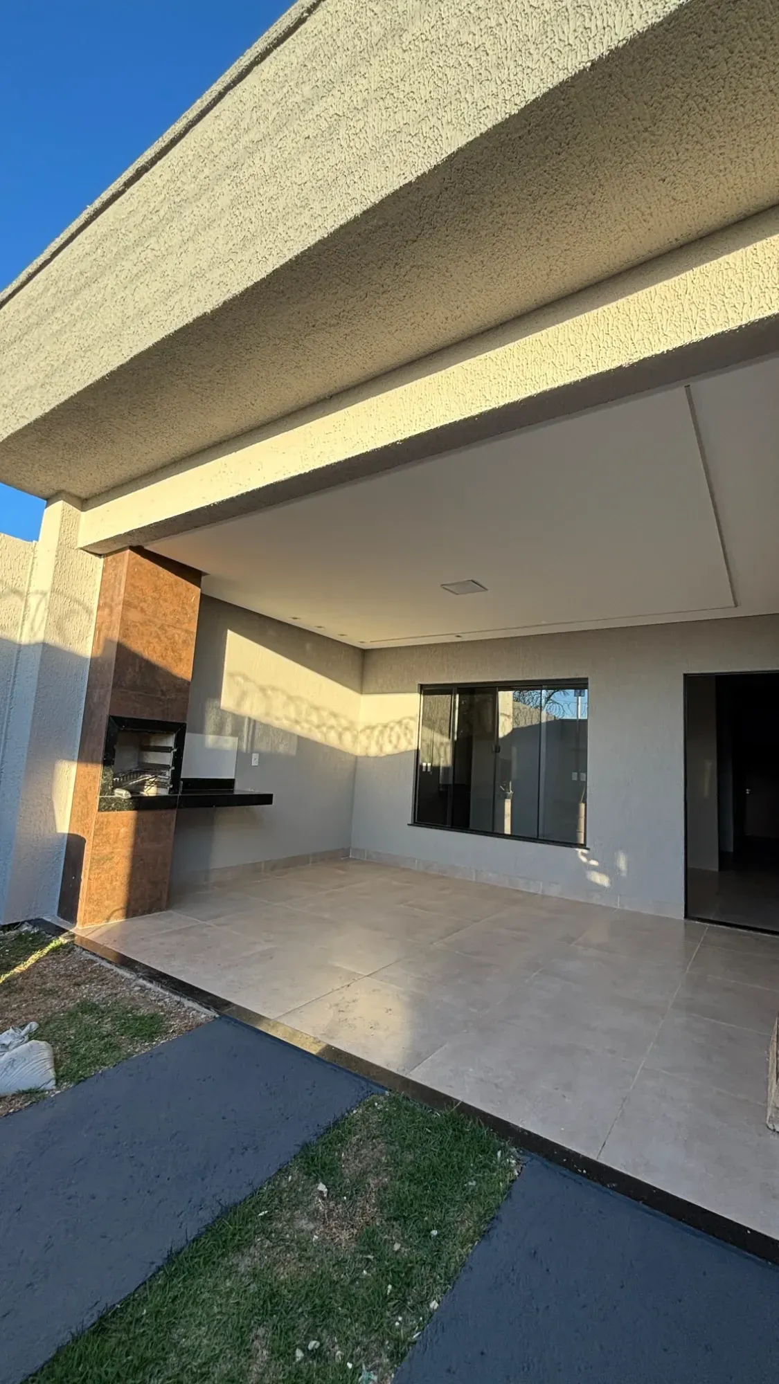 Foto do imóvel Casa com 2 Quartos à Venda, 87 m² em Residencial Santa Fé I - Goiânia