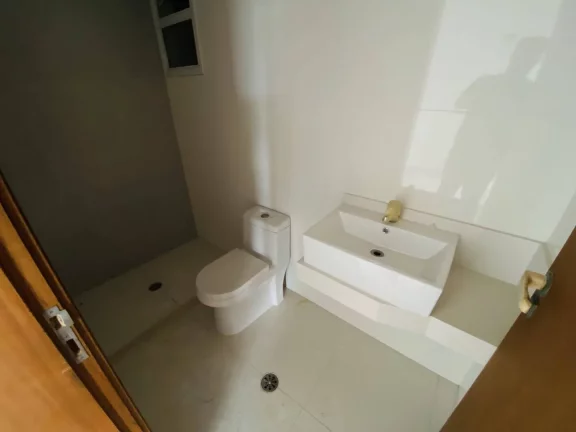 Imagem Apartamento no canto do Forte 4 dormitórios vista mar
