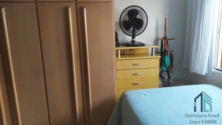 Imagem (Permuta menor valor e financiamento) Casa térrea, 04 quartos sendo 02 suítes, 08 vagas, no Boa Vista em Curitiba PR
