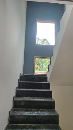 Imagem CASA SOBRADO NOVO COM 3 SUITES , SALA DE ESTAR, COZINHA, LAVABO, LAVANDERIA, GARAGEM TOTA MURADA RUA TRANQUILA EM ACABAMENTO