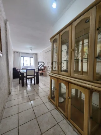 Imagem Apartamento Semi mobiliado com 2 Dormitórios no bairro Guilhermina - Praia Grande