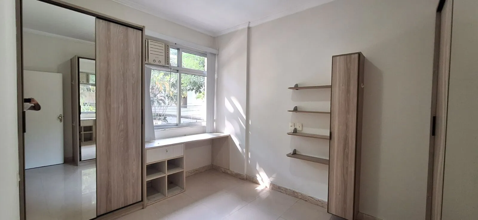 Imagem Apartamento reformado à venda na Rua Marquês de Olinda