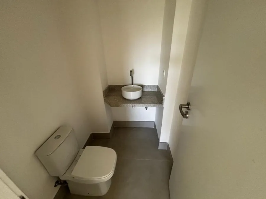 Imagem Apartamento a Venda no bairro Alvarez - Nova Iguaçu, RJ