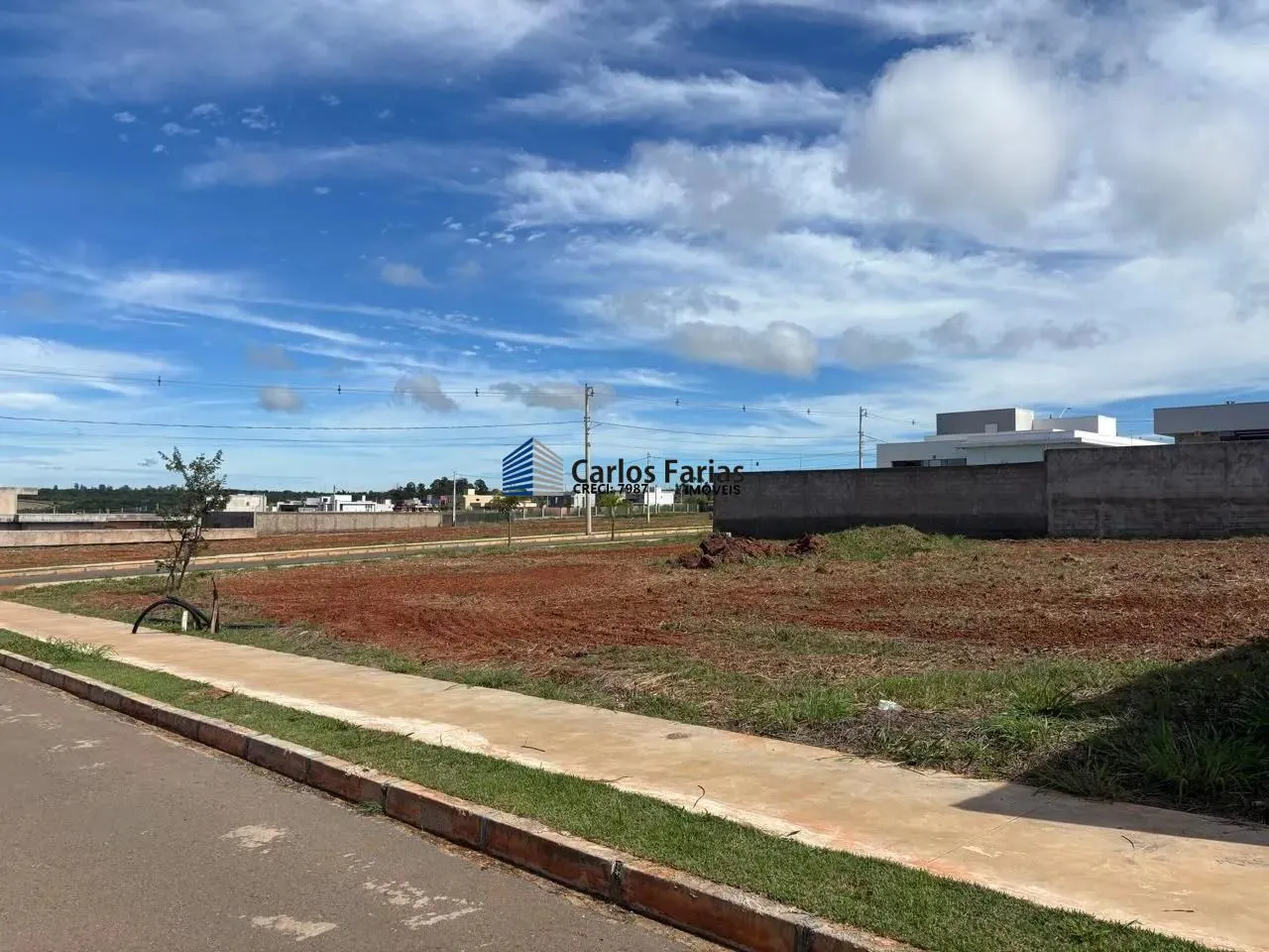 Imagem Lote em Condomínio Fechado para Venda em Brasília, Setor Habitacional Tororó (Jardim Botânico)