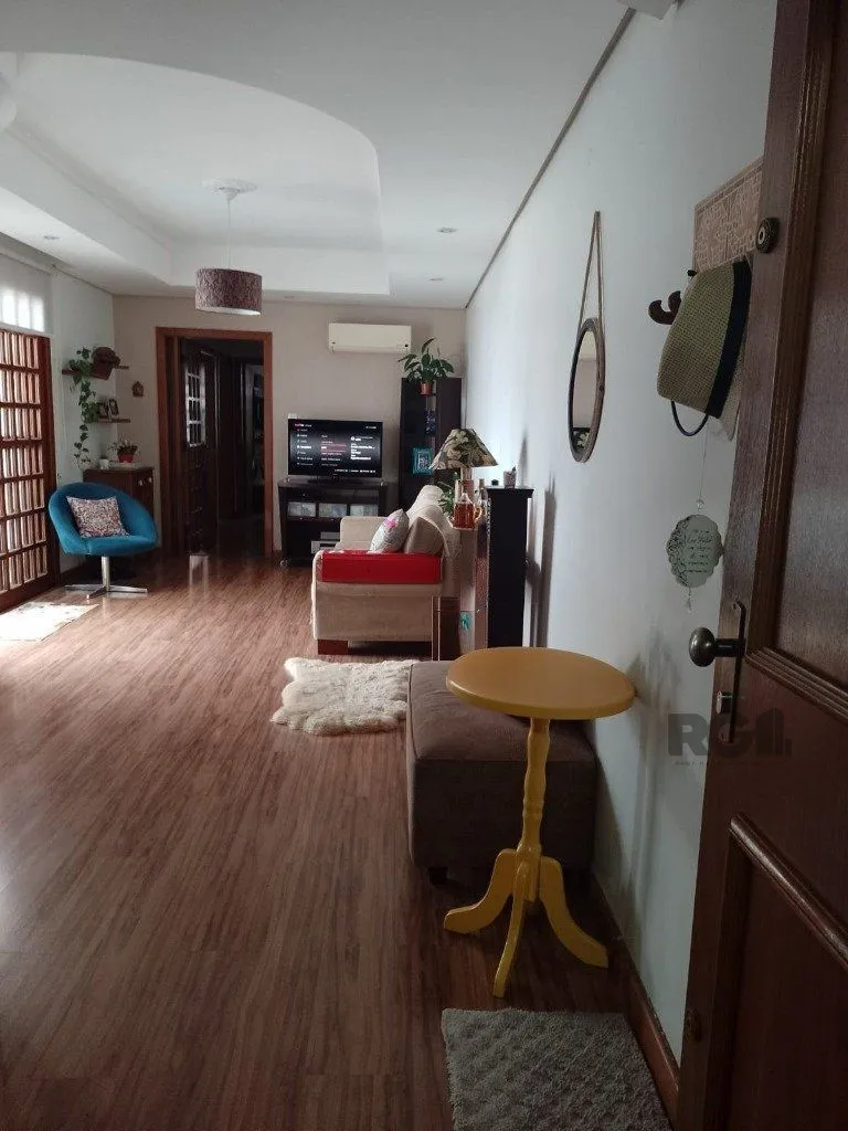 Imagem Apartamento de 3 dormitórios no bairro Petrópolis