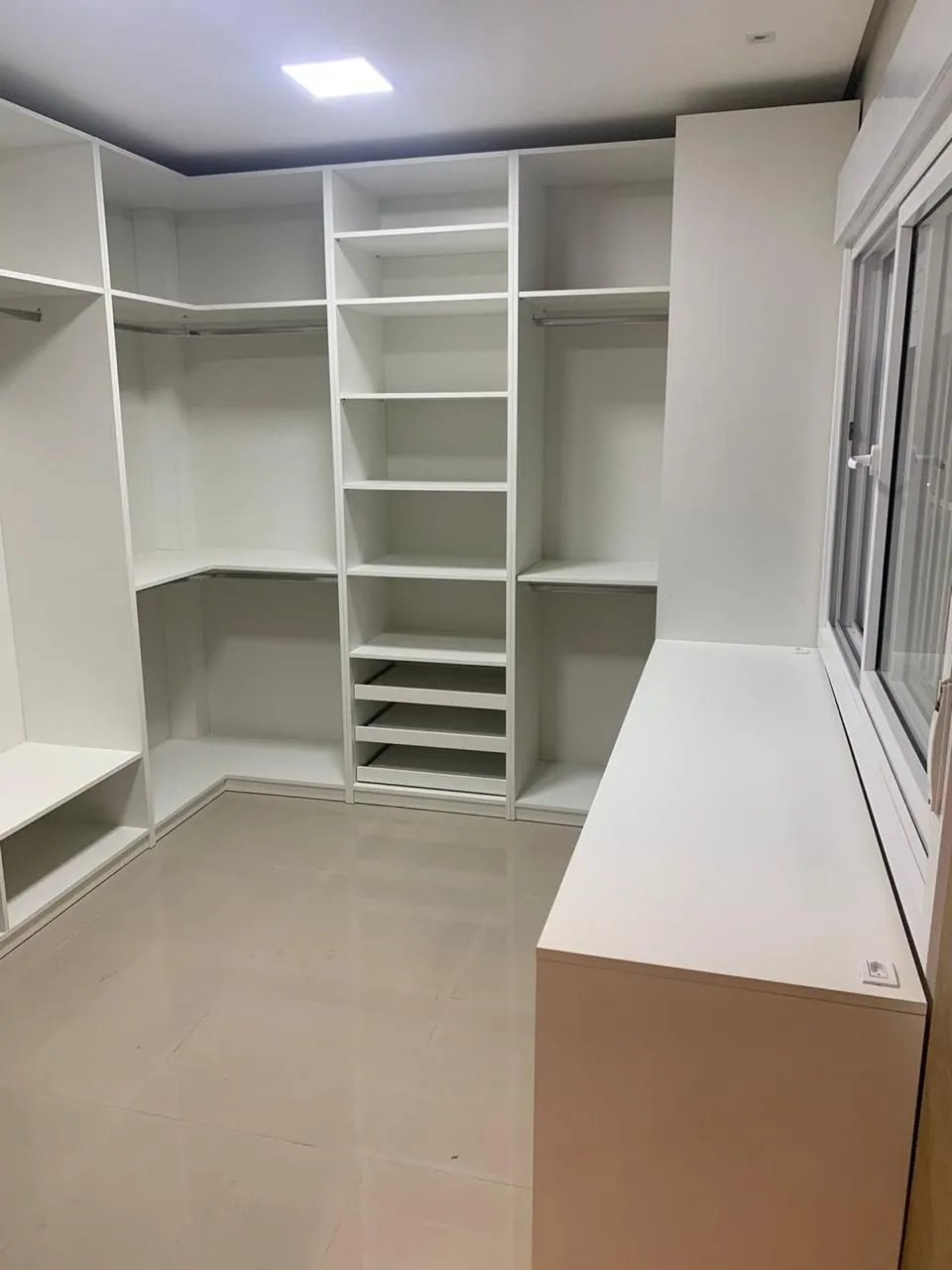 Imagem APTO 2 dormitórios REFORMADO NA MEDIANEIRA