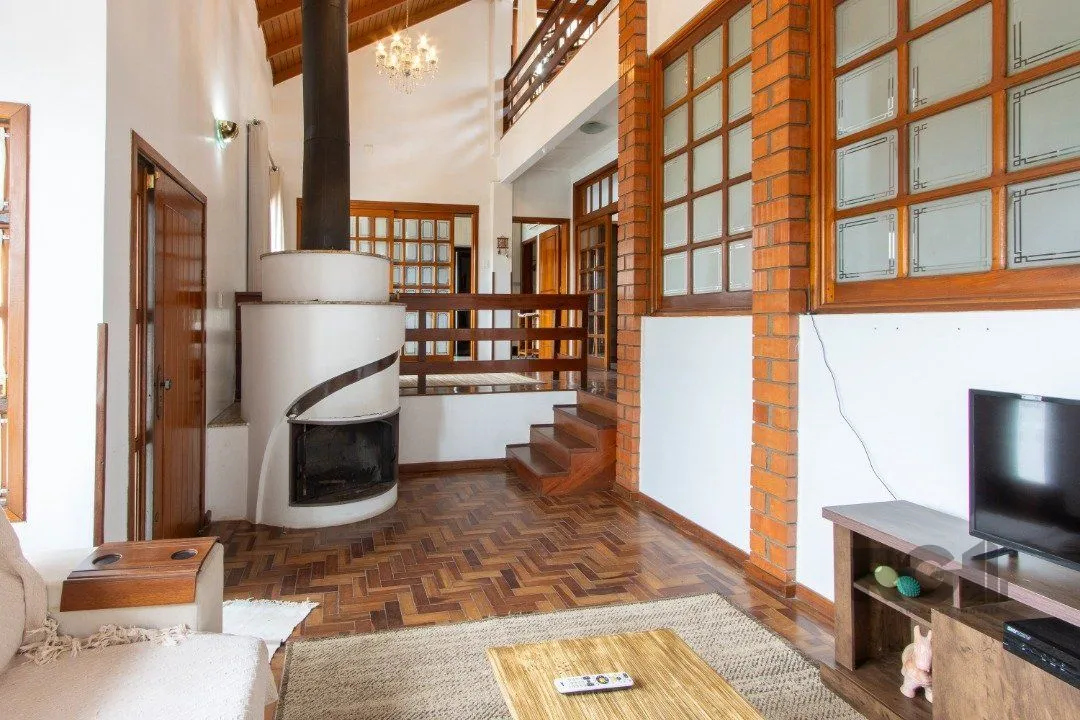 Imagem Casa para Venda - 440m², 3 dormitórios, sendo 1 suites, 2 vagas - Santa Tereza