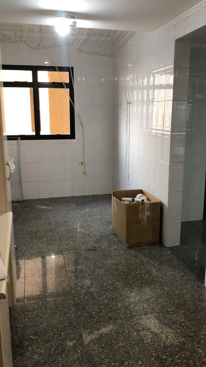 Imagem Apartamento com 4 Quartos para alugar, 248m² - Jardim Corazza