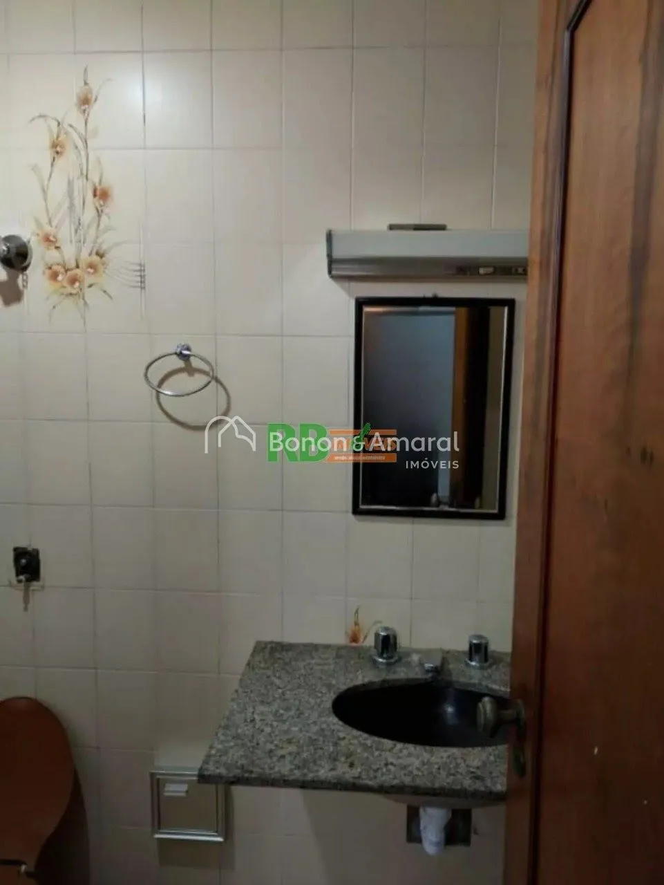 Imagem Casa Ampla e Confortável à Venda - Santa Cecília / Paulinia -SP